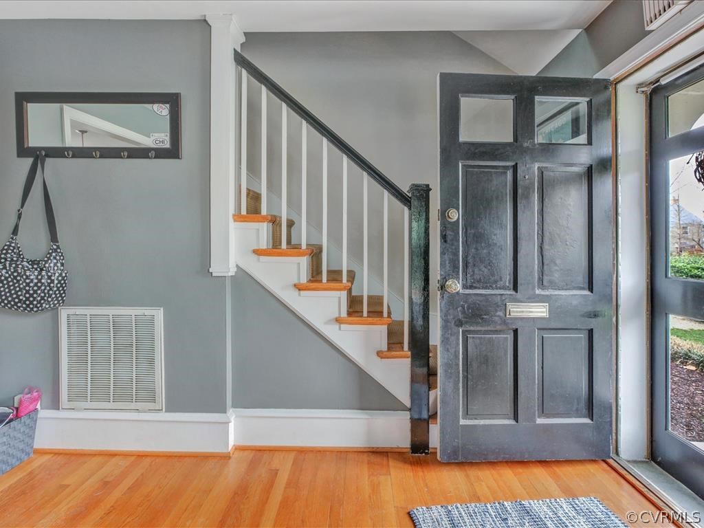 1009 Ridge Top Road Richmond, VA 23229 - Photo 3 of 34 Gallery Image 3
