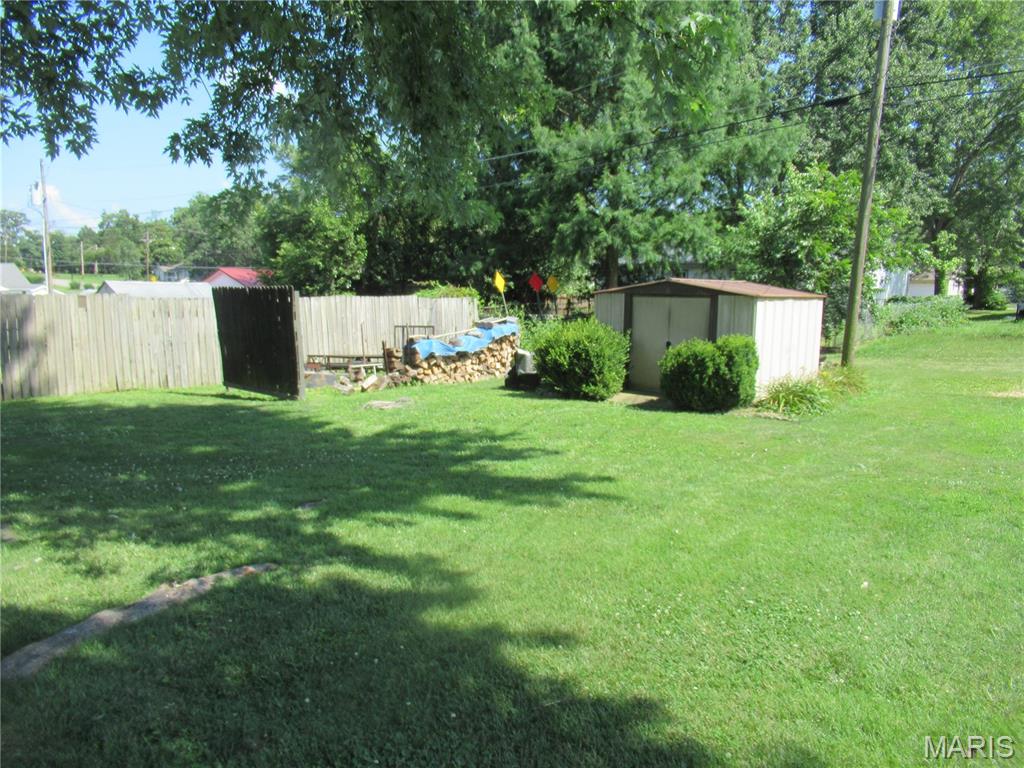 710 Sarah Street Sullivan, MO 63080 - Photo 25 of 35