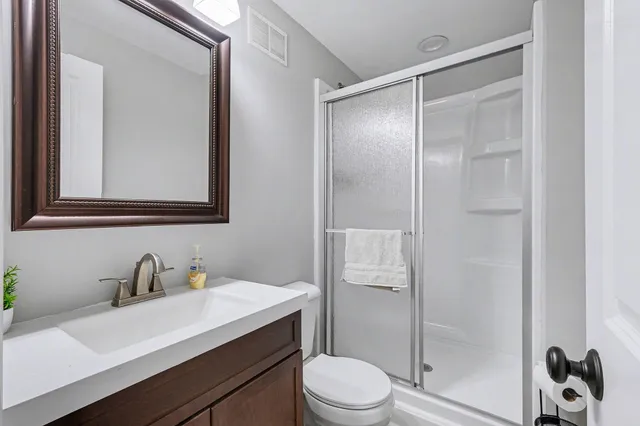 $299,500 | 582 West Tuttle Road, Ionia, MI 48846