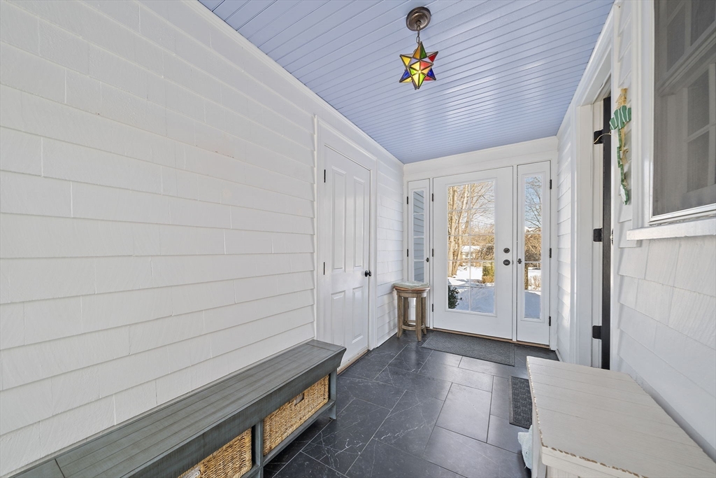 20 Dunbar Street Canton, MA 02021 - Photo 16 of 38