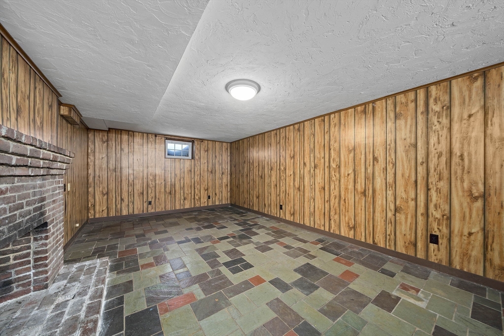 20 Dunbar Street Canton, MA 02021 - Photo 26 of 38