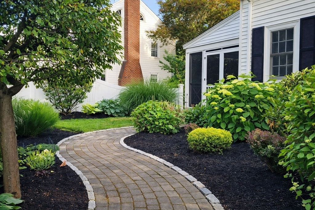 20 Dunbar Street Canton, MA 02021 - Photo 31 of 38