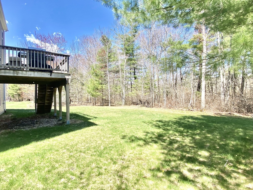 181 Captain Allen Way Whitman, MA 02382 - Photo 12 of 29