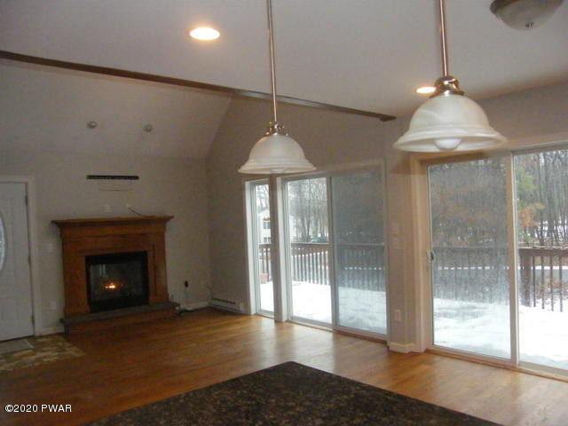 118 Walnut Road Milford, PA 18337 - Photo 3 of 17