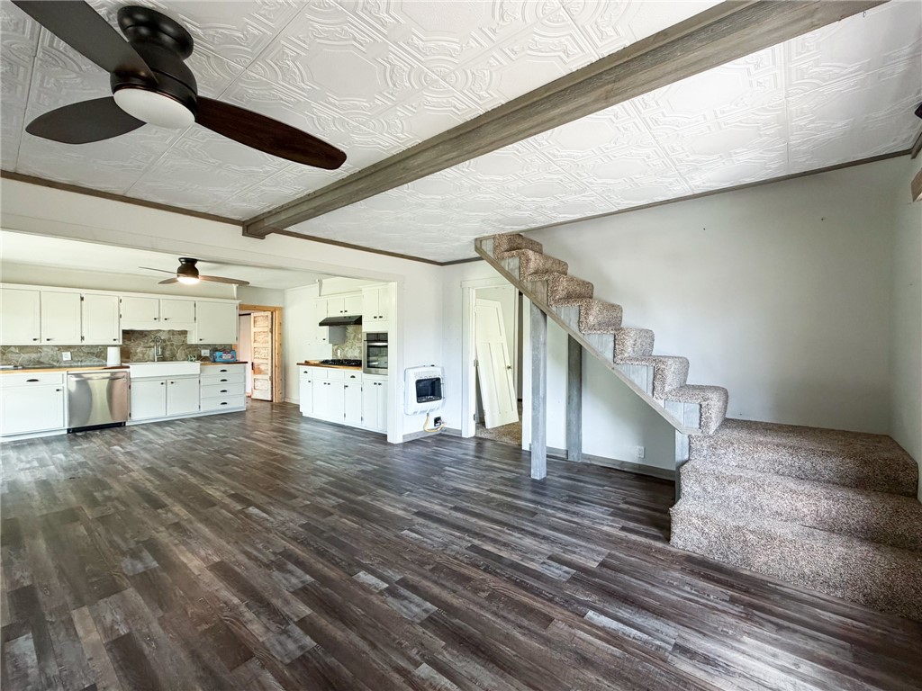 11105 Cedar Rock Road Garfield, AR 72732 - Photo 13 of 35 Gallery Image 13