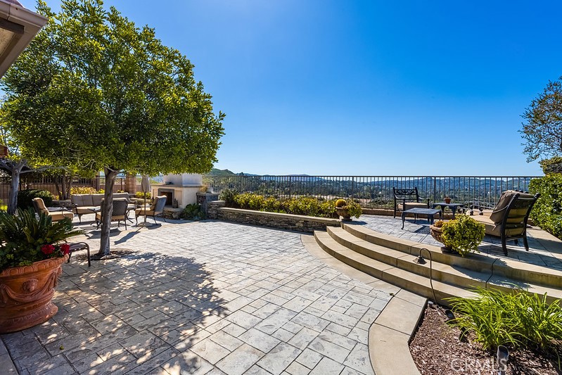 6962 Magdalena Drive Orange, CA 92867 - Photo 20 of 23 a view of a terrace with chairs