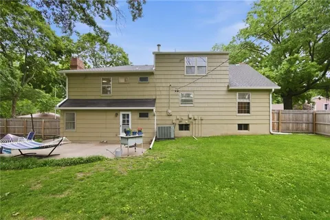 $545,000 | 5443 West 100th Street, Overland Park, KS 66207