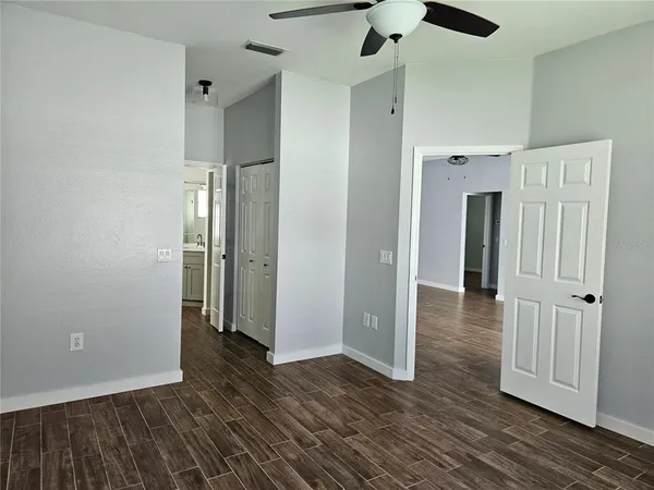 $525,000 | 12303 Tall Pines Way, Lakewood Ranch, FL 34202