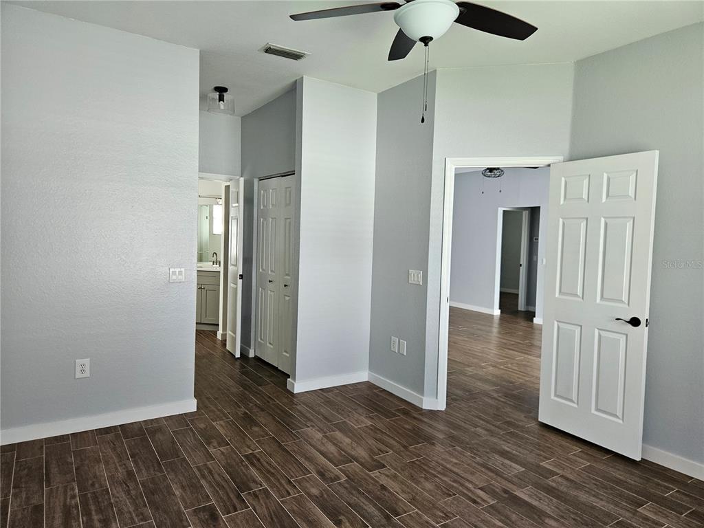 12303 Tall Pines Way Lakewood Ranch, FL 34202 - Photo 11 of 24