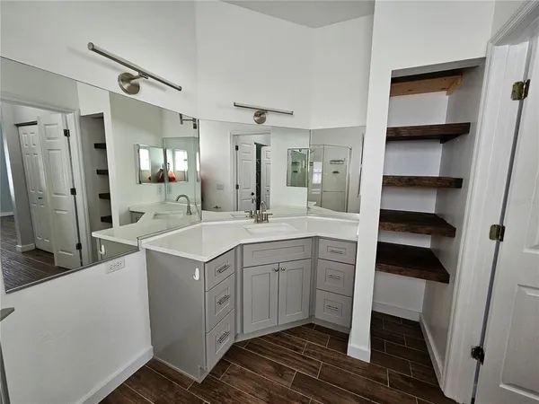 $525,000 | 12303 Tall Pines Way, Lakewood Ranch, FL 34202