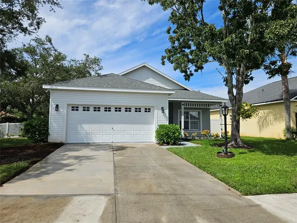 $525,000 | 12303 Tall Pines Way, Lakewood Ranch, FL 34202
