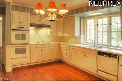 45001 Falls Road Chagrin Falls, OH 44022 - Photo 4 of 14 Gallery Image 4