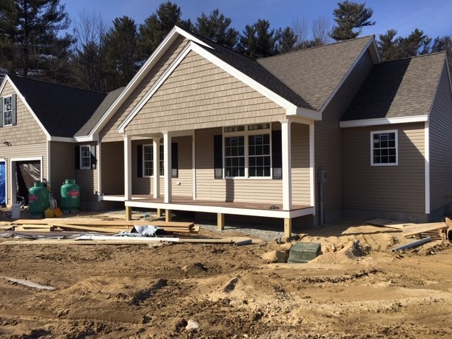 1190 Smyth Road Hooksett, NH 03106 - Photo 2 of 3