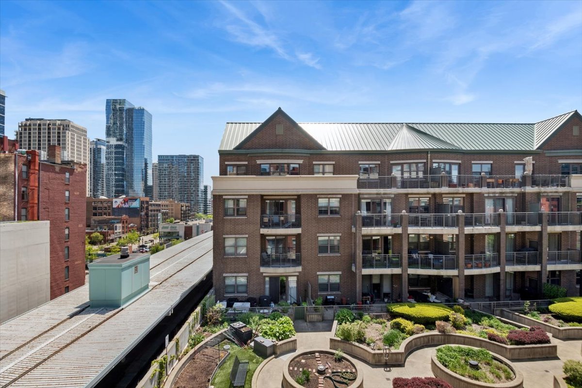 1133 South State Street, Unit 604 Chicago, IL 60605 - Photo 15 of 21