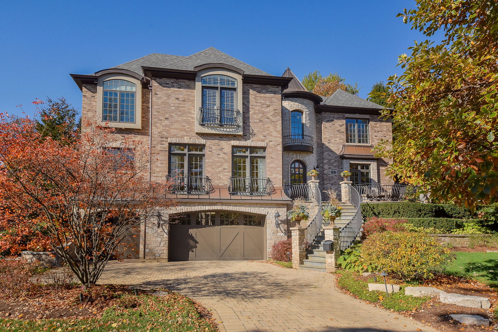 532 Deerpath Road Glen Ellyn, IL 60137 - Photo 2 of 2 a front view of a house with a yard