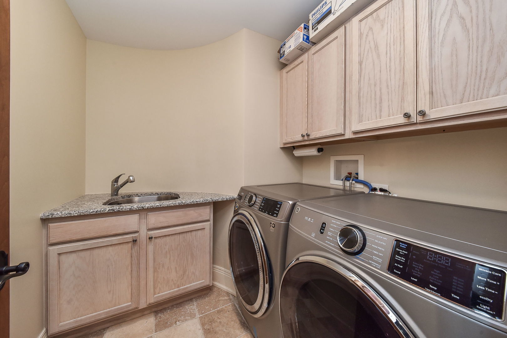 532 Deerpath Road Glen Ellyn, IL 60137 - Photo 40 of 50 Gallery Image 40