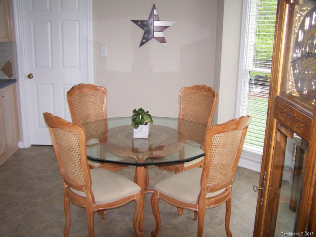10720 Ridge Acres Road Charlotte, NC 28214 - Photo 6 of 22 Gallery Image 6