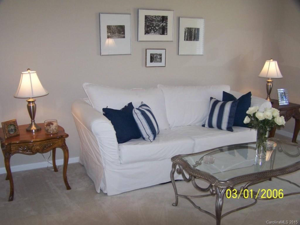 10720 Ridge Acres Road Charlotte, NC 28214 - Photo 8 of 22 Gallery Image 8