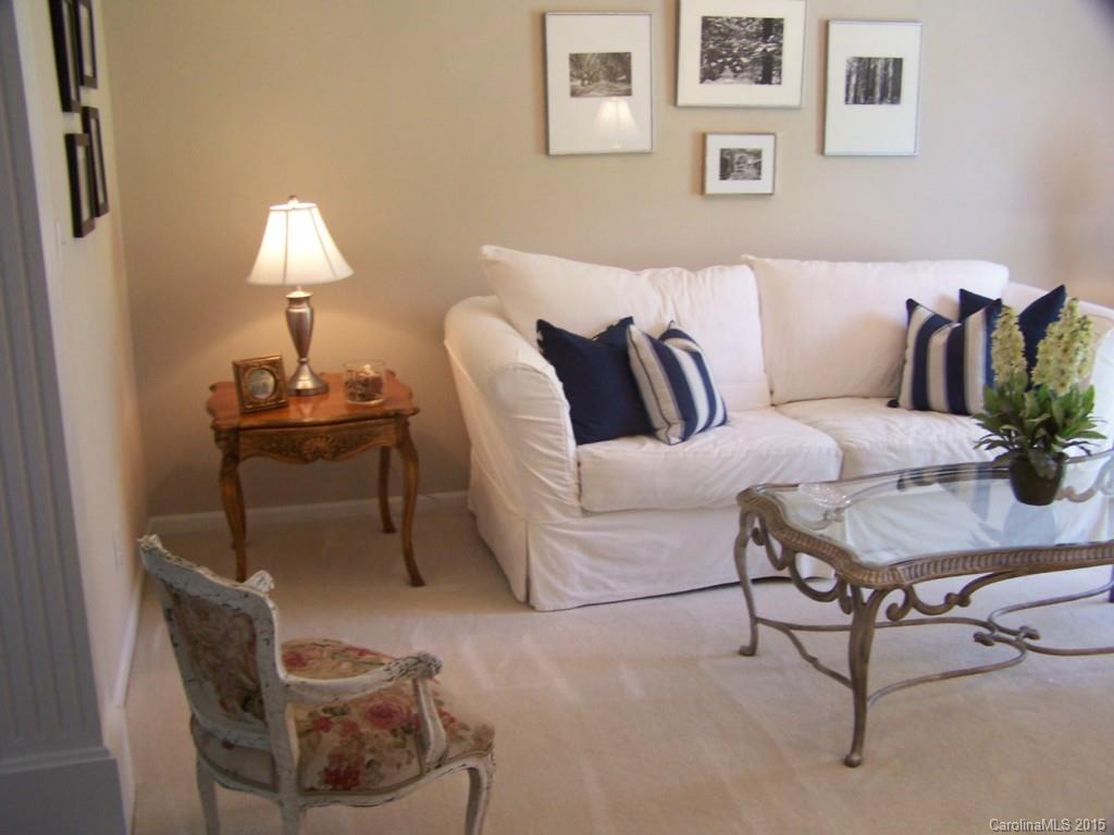 10720 Ridge Acres Road Charlotte, NC 28214 - Photo 10 of 22 Gallery Image 10