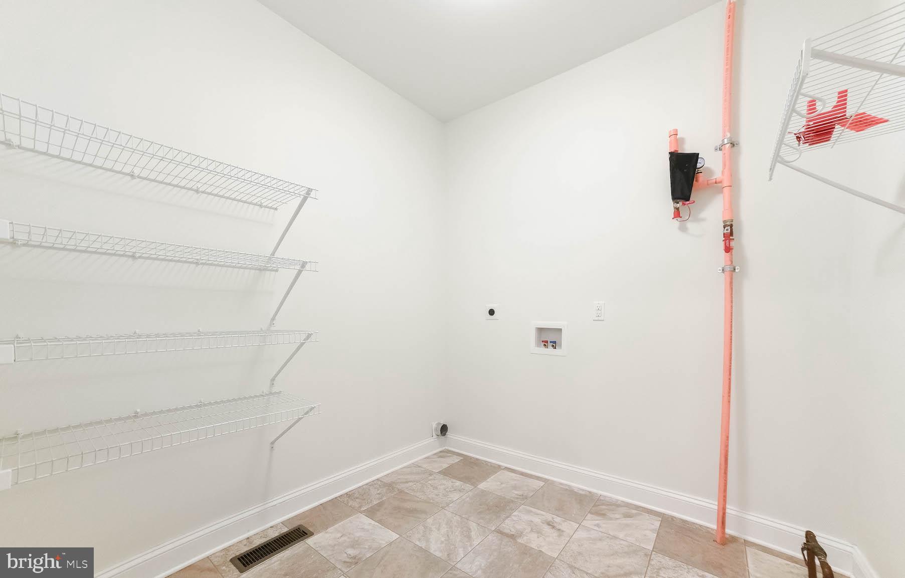 46019 Rolling Road Lexington Park, MD 20653 - Photo 25 of 31 Laundry Room