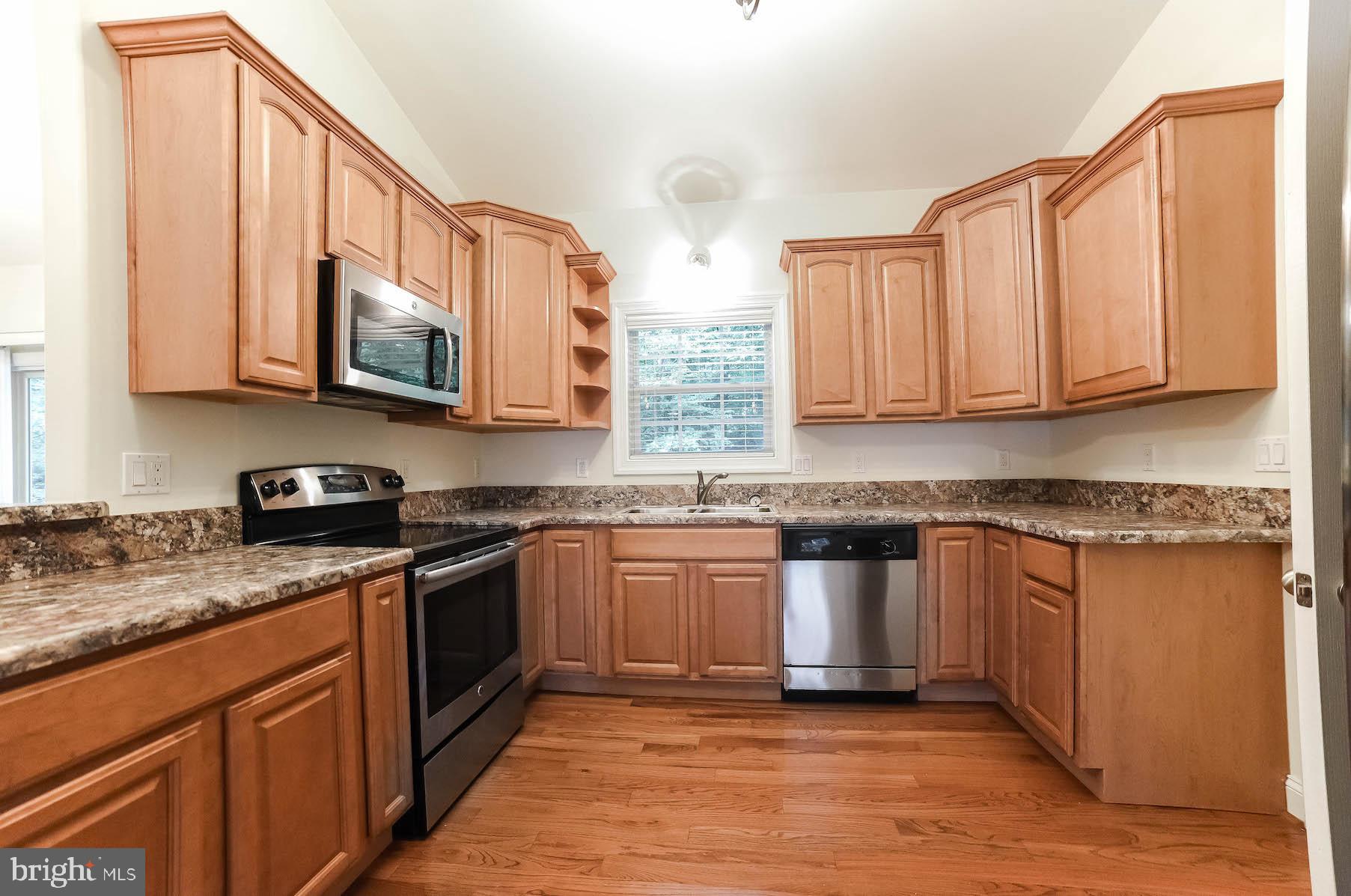 46019 Rolling Road Lexington Park, MD 20653 - Photo 7 of 31 Kitchen