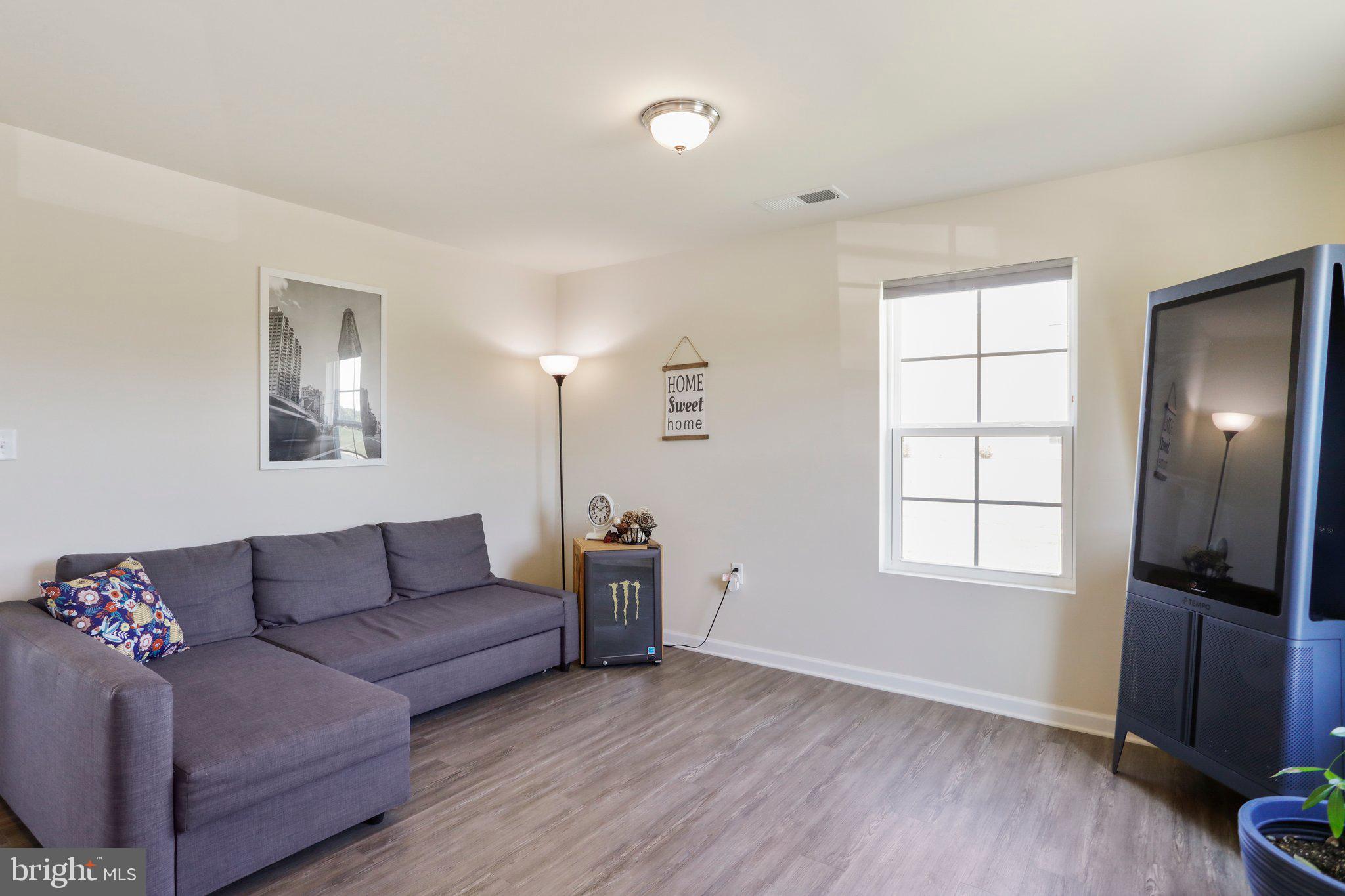 152 Eurasian Drive Bunker Hill, WV 25413 - Photo 16 of 40