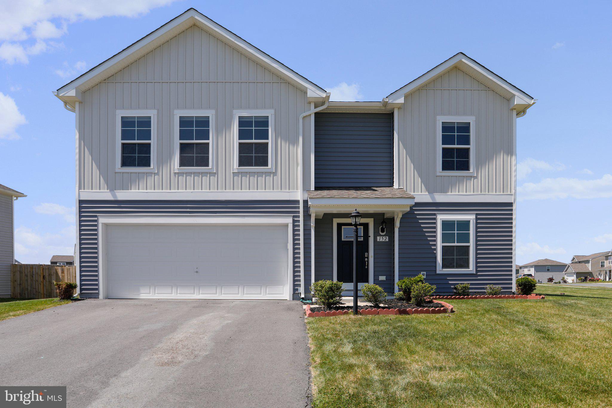 152 Eurasian Drive Bunker Hill, WV 25413 - Photo 2 of 40