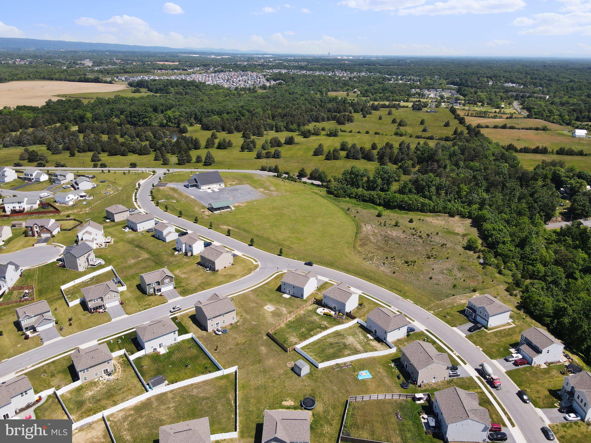 152 Eurasian Drive Bunker Hill, WV 25413 - Photo 37 of 40