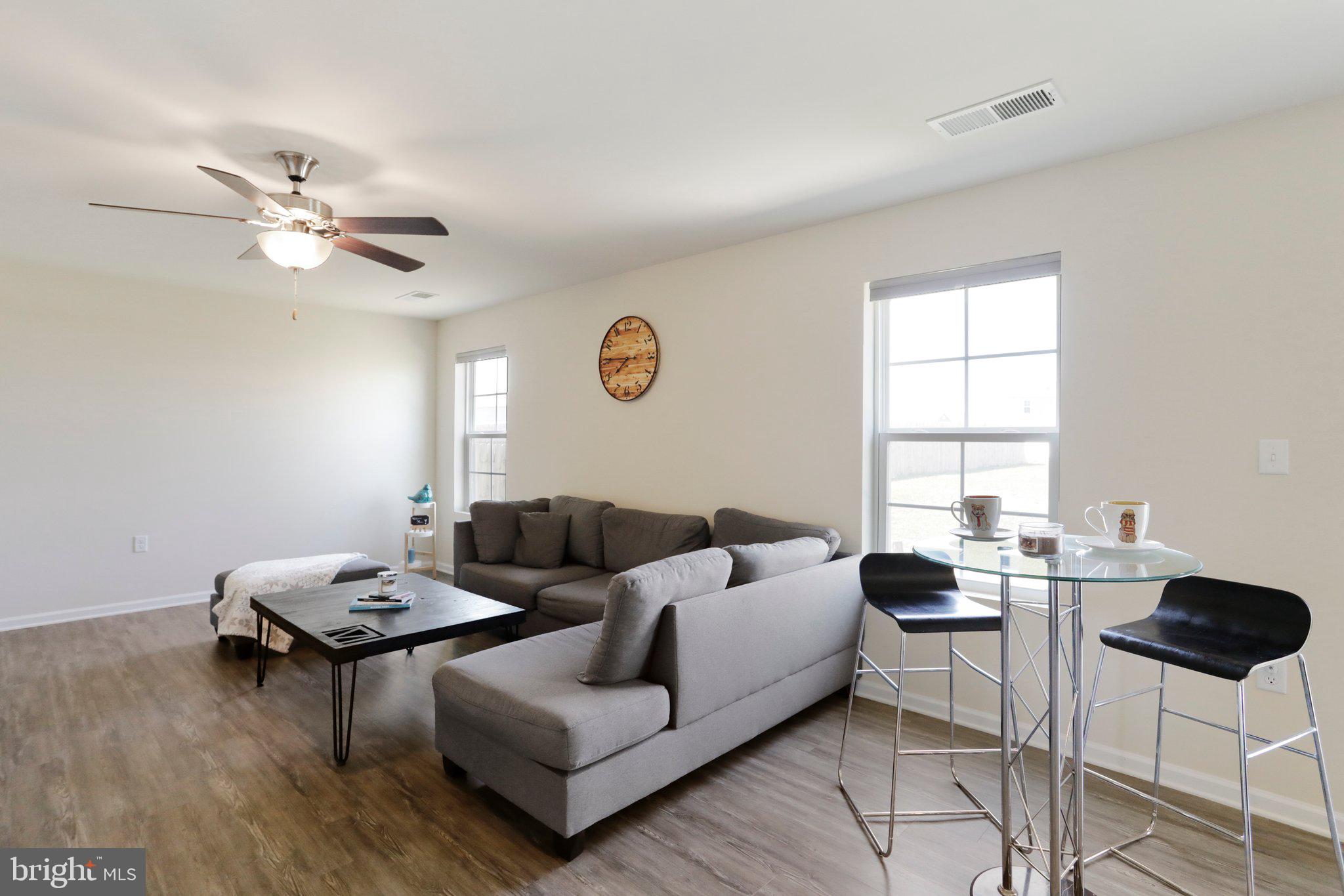 152 Eurasian Drive Bunker Hill, WV 25413 - Photo 4 of 40