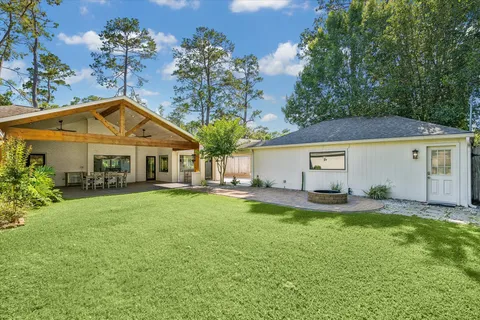 $1,325,000 | 10102 Candlewood Drive, Houston, TX 77042