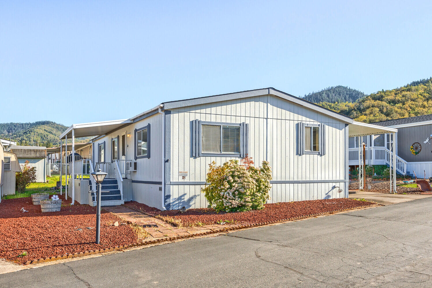 8401 Old Stage Road, Unit 12 Central Point, OR 97502 - Photo 1 of 29 27_ApxOS2_1_mls