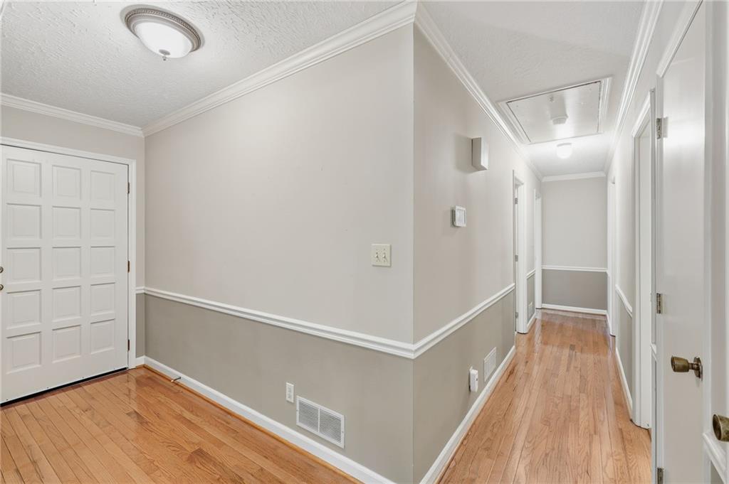 943 Park Hill Place Gainesville, GA 30501 - Photo 6 of 41