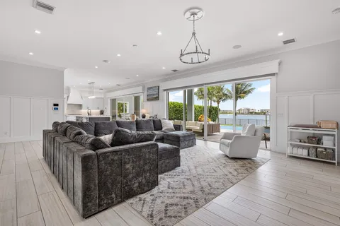 $9,990,000 | 2100 Notre Dame Drive, Lake Worth Beach, FL 33460