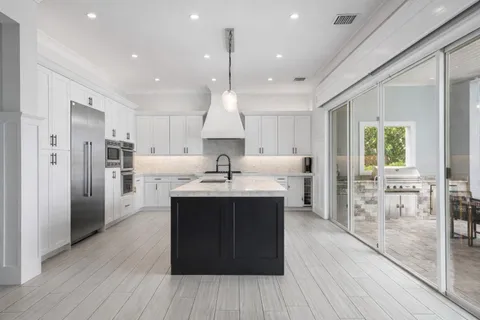 $9,990,000 | 2100 Notre Dame Drive, Lake Worth Beach, FL 33460