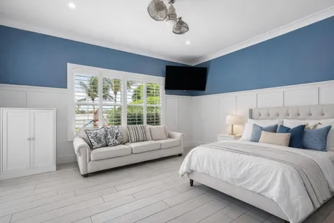 $9,990,000 | 2100 Notre Dame Drive, Lake Worth Beach, FL 33460