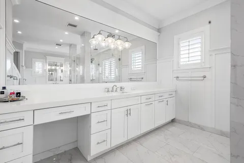 $9,990,000 | 2100 Notre Dame Drive, Lake Worth Beach, FL 33460