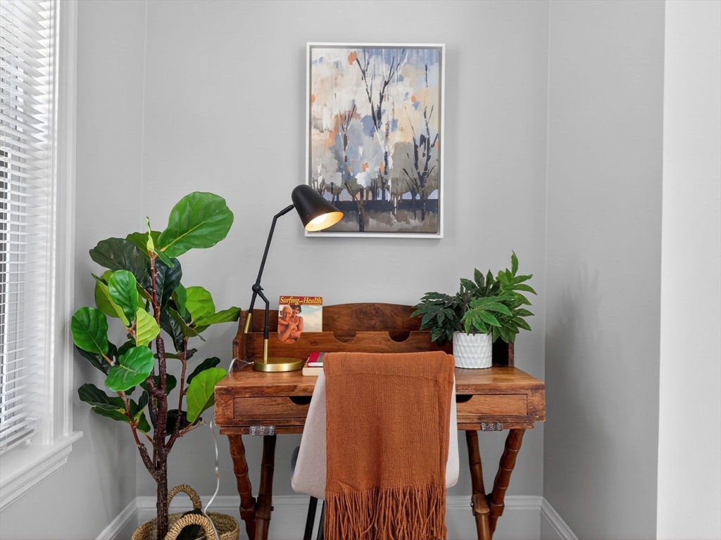 141 South Street, Unit 2 Boston, MA 02130 - Photo 17 of 31