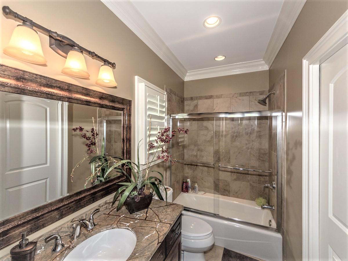 28 Middlebury Road Pinehurst, NC 28374 - Photo 27 of 48 2nd Level BR #3 Bath