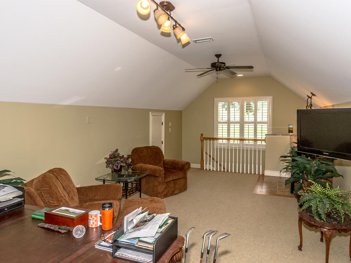 28 Middlebury Road Pinehurst, NC 28374 - Photo 32 of 48 Bonus Office Seating