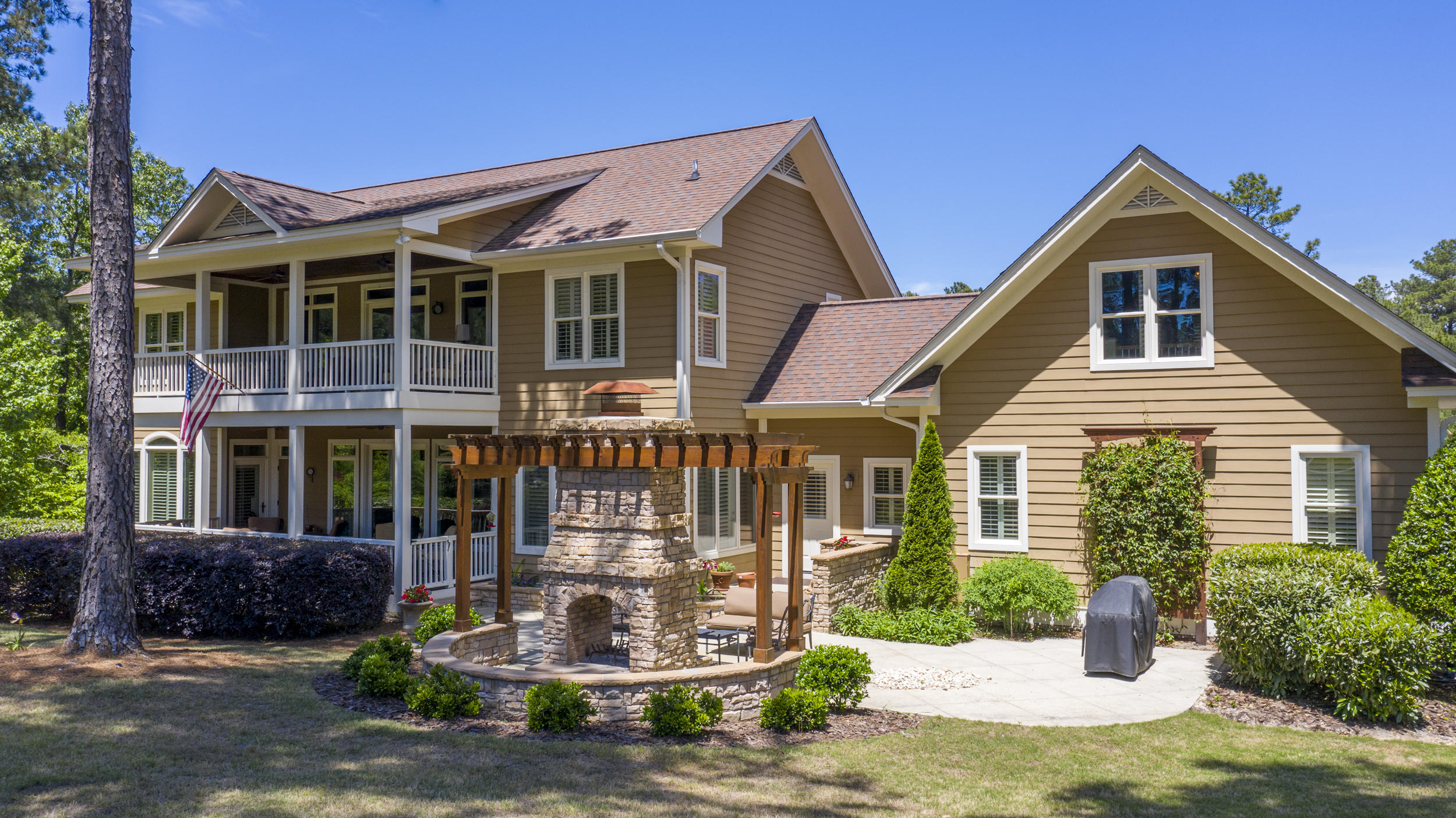 28 Middlebury Road Pinehurst, NC 28374 - Photo 41 of 48 Porches and Patio