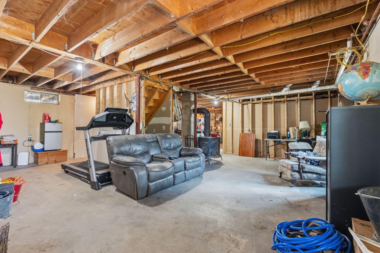 585 Bridgton Road Sebago, ME 04029 - Photo 24 of 38 7azVqLBg