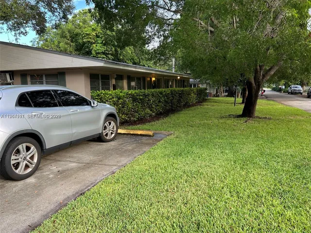 $2,400 | 8885 Northeast 8th Court, Unit A, Miami, FL 33138