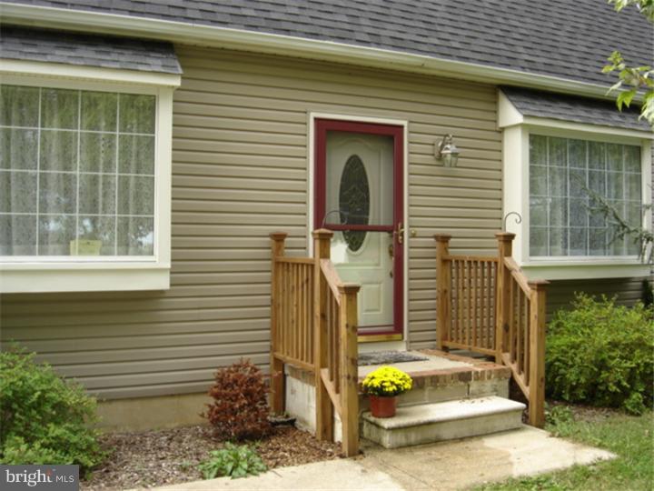 368 Harmony Road Bridgeton, NJ 08302 - Photo 3 of 15 a view of a door of the house with a outdoor space