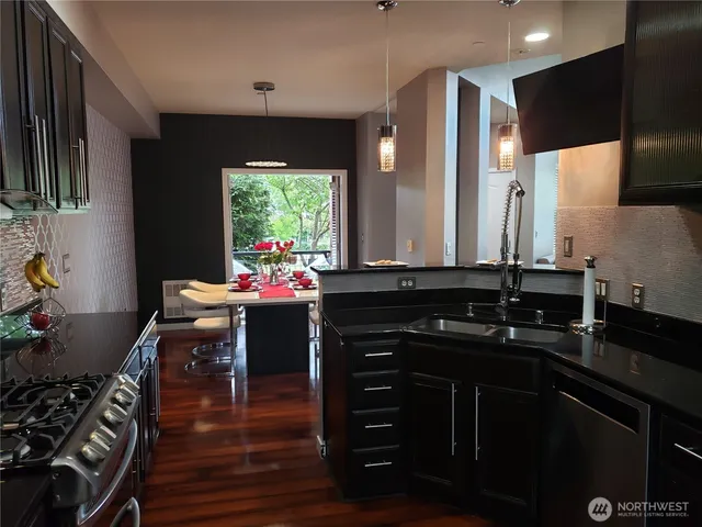 $774,995 | 4818 Pointes Drive, Mukilteo, WA 98275