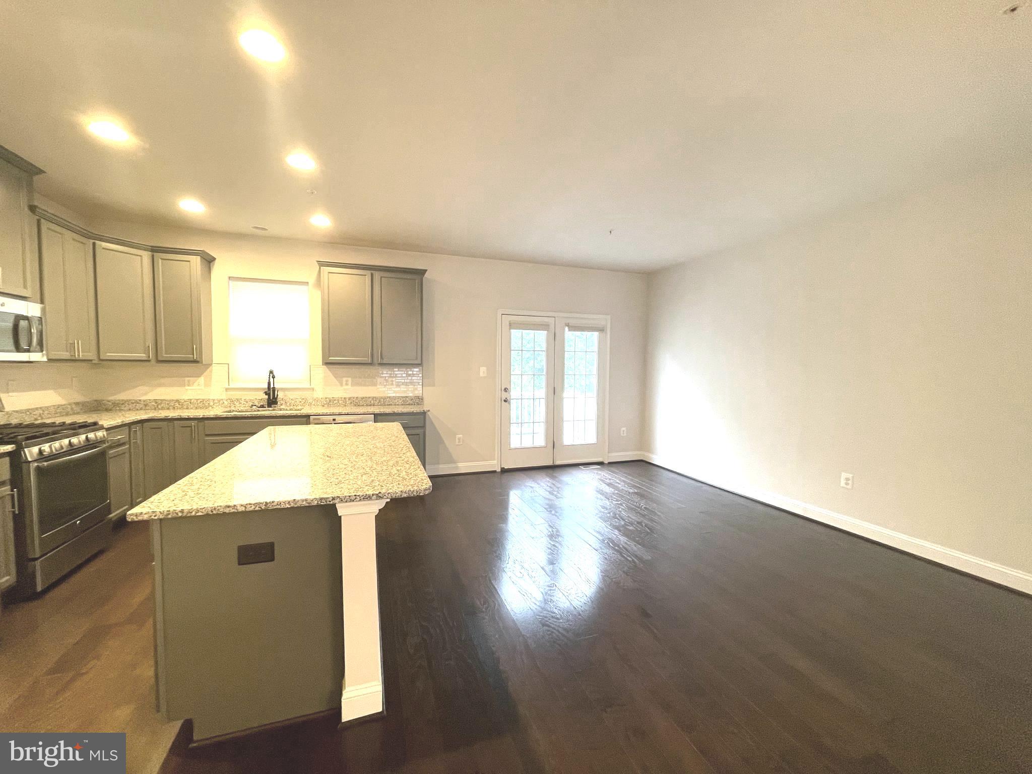 7805 Loblolly Way Hanover, MD 21076 - Photo 5 of 27