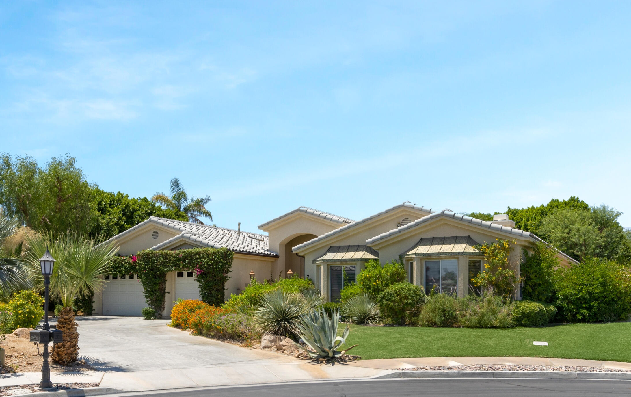 7 Othello Court Rancho Mirage, CA 92270 - Photo 2 of 45 01
