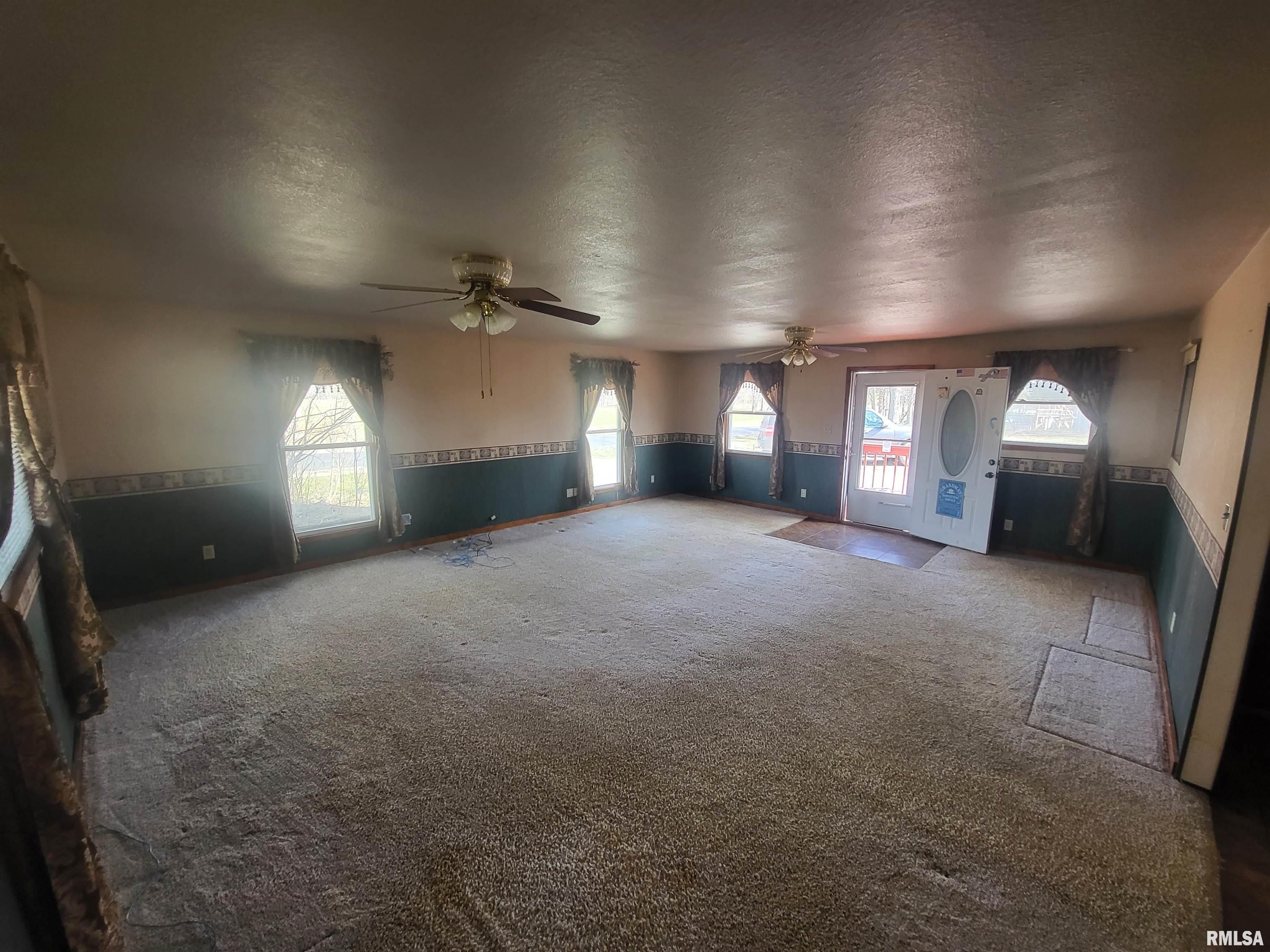 8152 Brubaker Road Iuka, IL 62849 - Photo 7 of 41