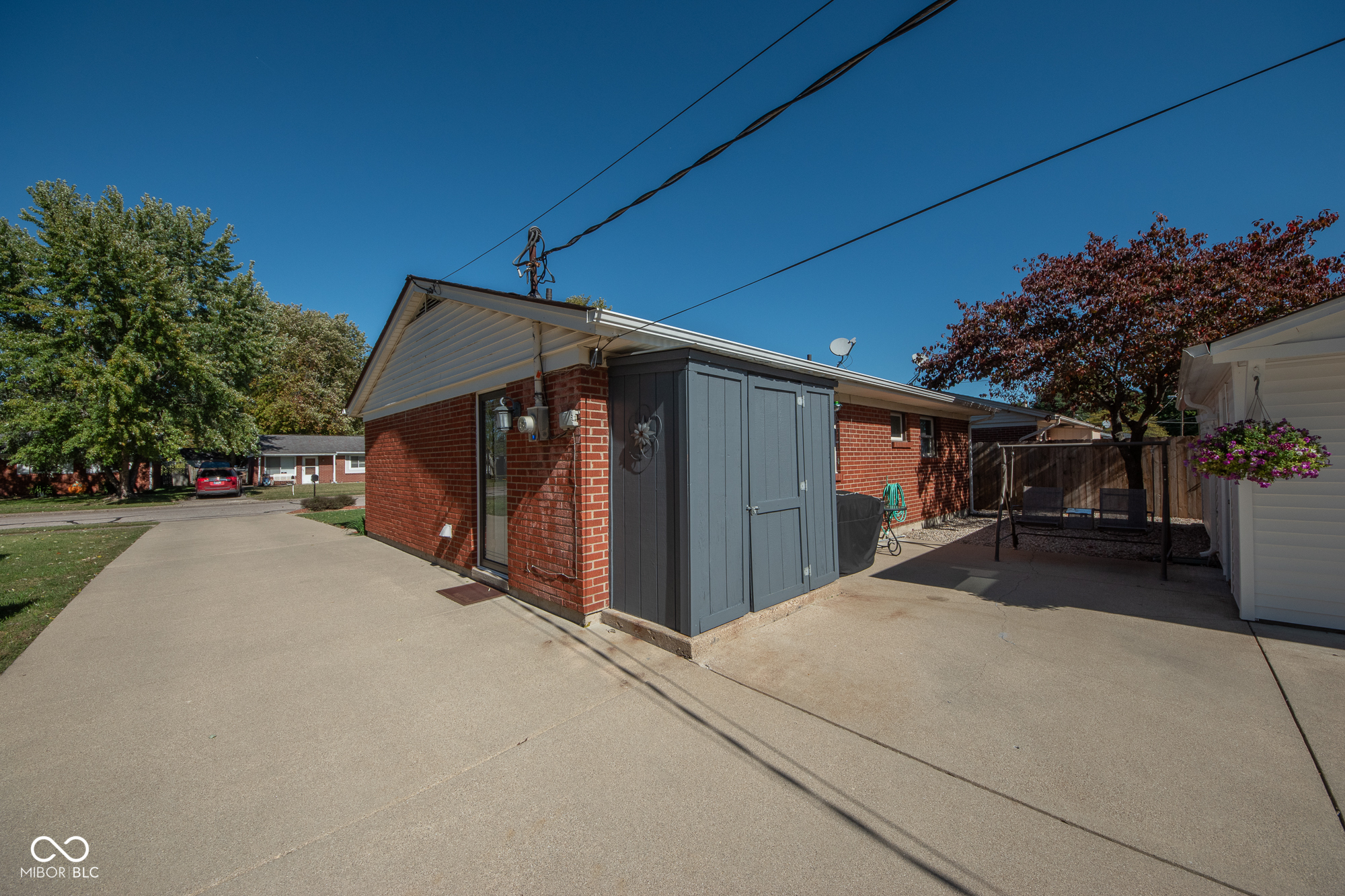2855 12th Street Columbus, IN 47201 - Photo 26 of 28