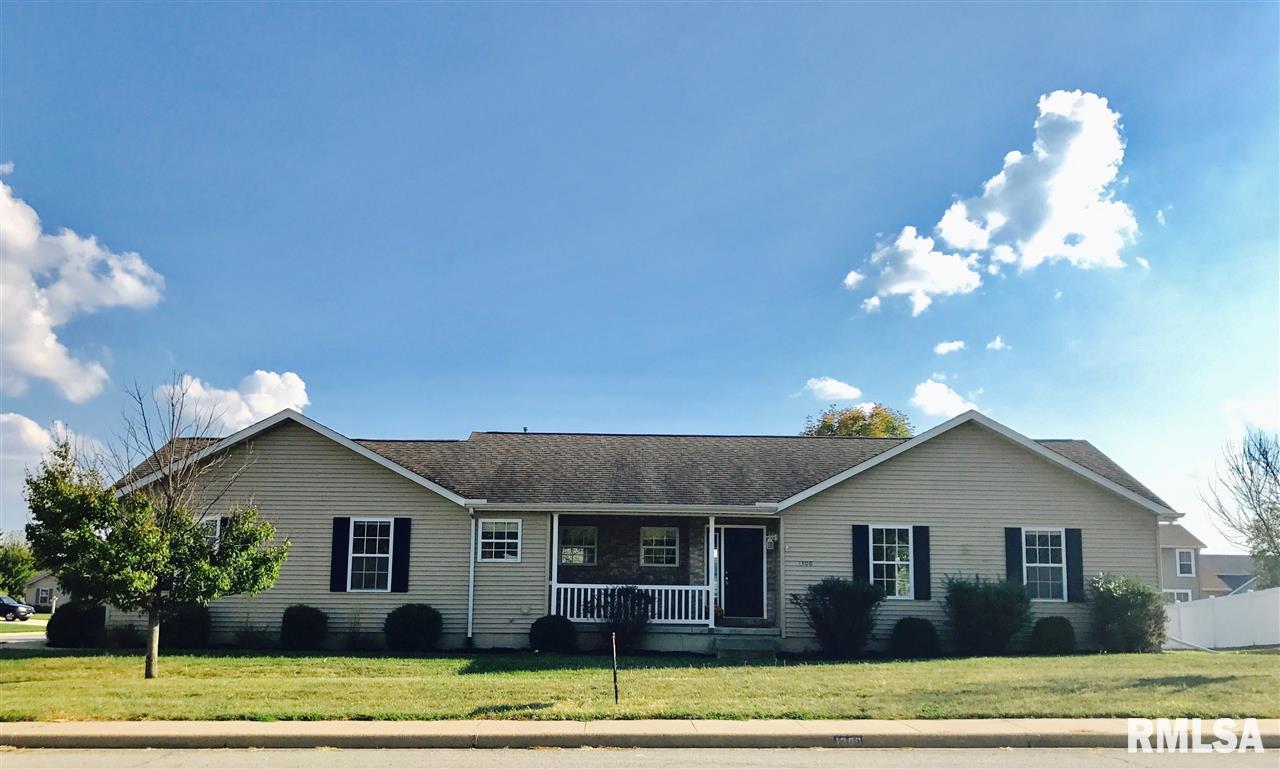1300 West Cloverdale Road Chillicothe, IL 61523 - Photo 1 of 30 Gallery Image 1