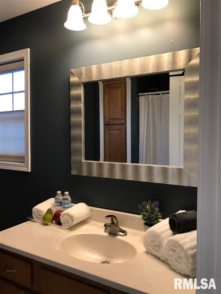 1300 West Cloverdale Road Chillicothe, IL 61523 - Photo 19 of 30 Gallery Image 19